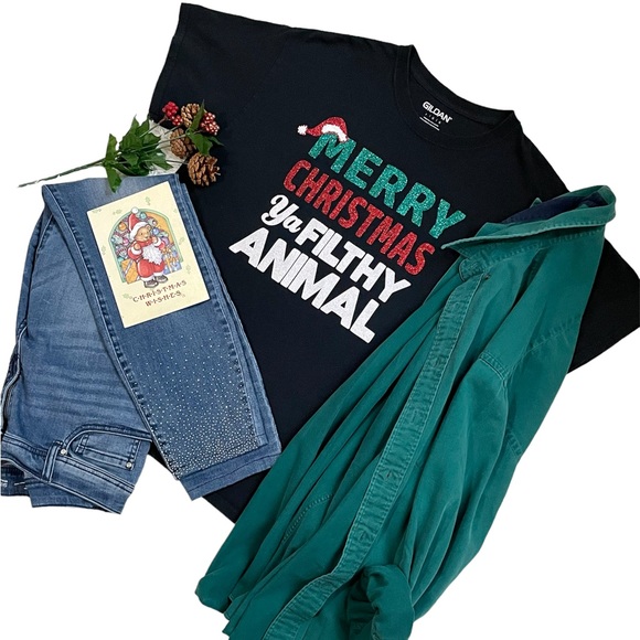 Merry Christmas ya filthy animal Home alone graphic tee - Picture 12 of 15